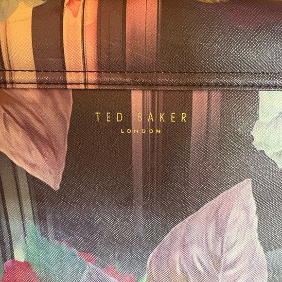 Ted Baker London Floral Envelope Crossbody Bag - Picture 8 of 13